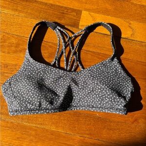NWOT Lululemon Strappy Sports Bra